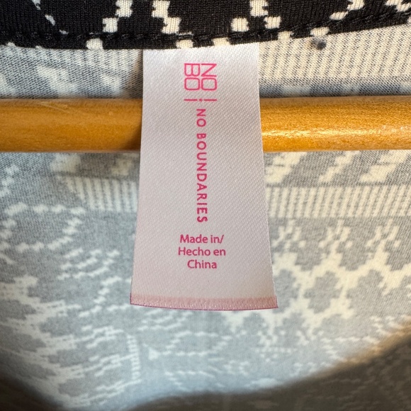 No boundaries Womens Juniors Aztec Jersey Dress Size Medium(7-9) Resort Vacation - Picture 2 of 11